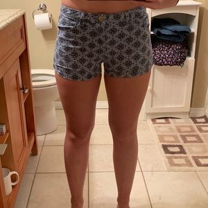 Patterned shorts